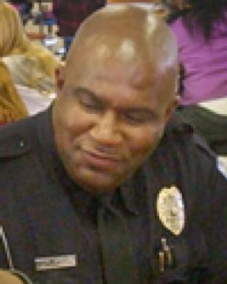 Lonnie M Wells
