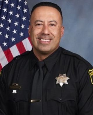 Antonio Hinostroza, III