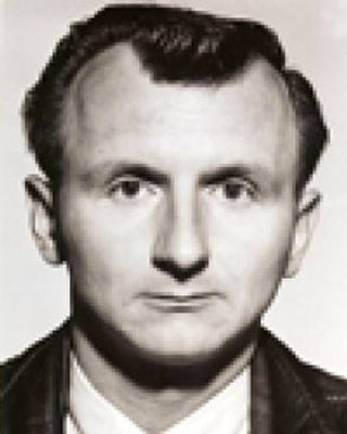 Robert E. Hooper