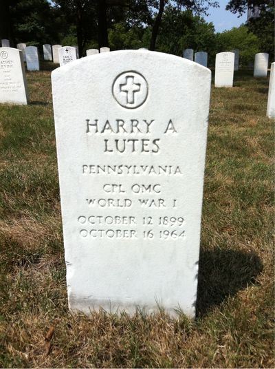 Headstone Front of Harry Lutes. Arlington National Cemetery.