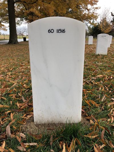 Elis Barreto Ortiz — Headstone Back