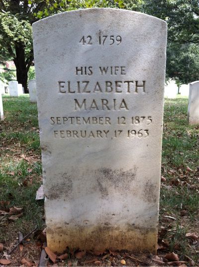 Headstone Back of Charles Kniess. Arlington National Cemetery.