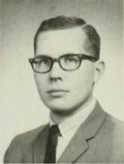 YOUNG ROBERT MILTON - Vietnam War Veteran