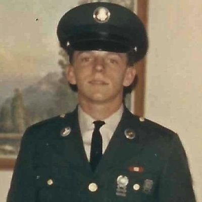 YOUNG GARY LEE - Vietnam War Veteran