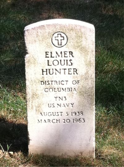 Headstone Front of Elmer L. Hunter. Arlington National Cemetery.