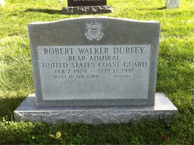 Headstone Front of Robert W Durfey. Arlington National Cemetery.