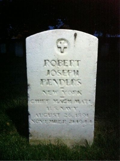 Headstone Front of Robert Penders. Arlington National Cemetery.