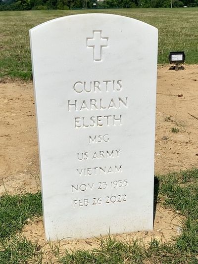 Headstone Front of Curtis H Elseth. Arlington National Cemetery.