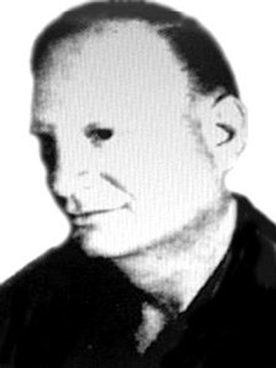 Ralph E Clark