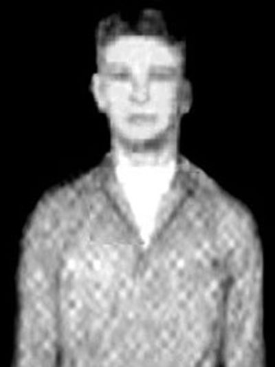 Robert E Moss