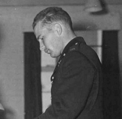 Wilbur R Barnhill