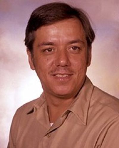 Bruce Roman Niedoborski