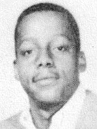 Lewis R Valentine