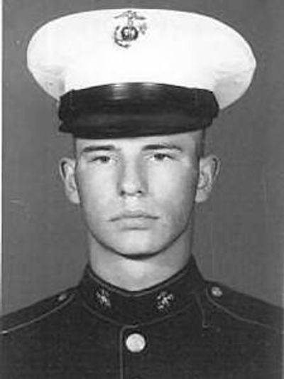 Robert E Williams