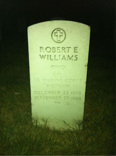 Headstone Front of Robert Enoch Williams. Arlington National Cemetery.