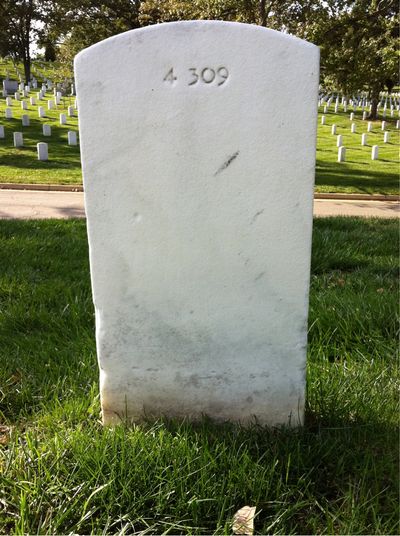 Headstone Back of Howard Glashoff. Arlington National Cemetery.