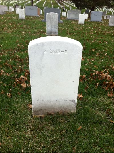 Headstone Back of Thomas E Glass. Arlington National Cemetery.