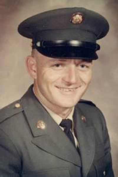 Edward D Powers