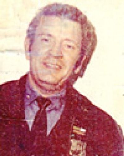 Robert E. Manzione
