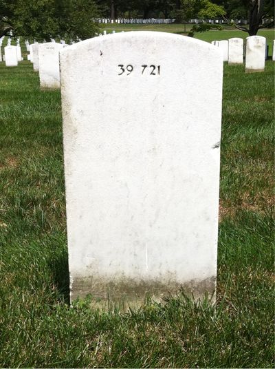 Headstone Back of Elwood Campbell. Arlington National Cemetery.