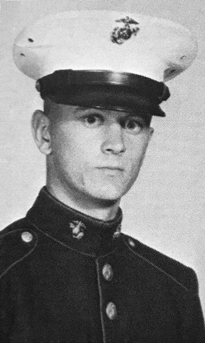 Dwight Lee Adams