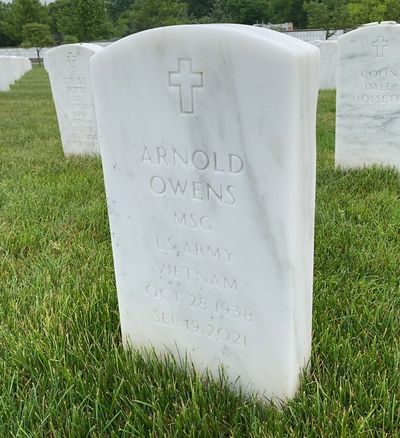 Headstone Front of Arnold Owens. Arlington National Cemetery.