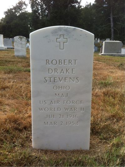 Headstone Front of Della Jones. Arlington National Cemetery.