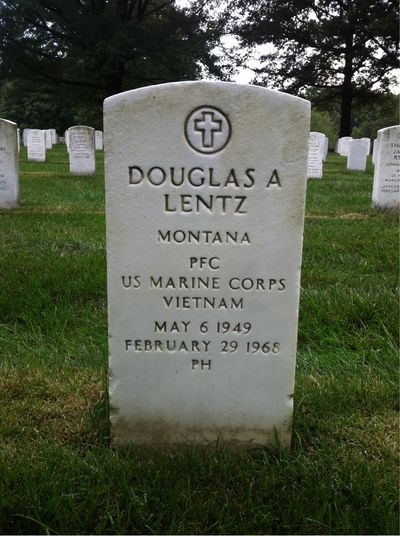 Headstone Front of Douglas Alan Lentz. Arlington National Cemetery.