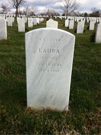 Headstone Back of Garnet Grant Vintes. Arlington National Cemetery.