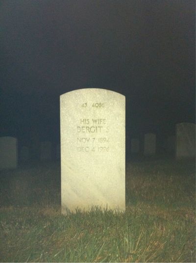 Headstone Back of Bergit Guynn. Arlington National Cemetery.