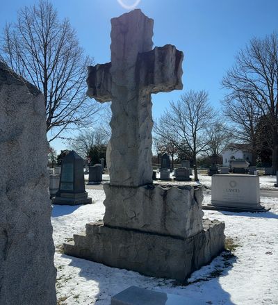 Thomas Mckee — Headstone Back