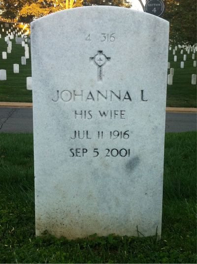 Headstone Back of Harry Hermsdorf. Arlington National Cemetery.