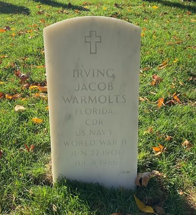Headstone Front of Irving J Warmolts. Arlington National Cemetery.