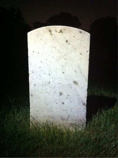 Headstone Back of Earl Dykes. Arlington National Cemetery.